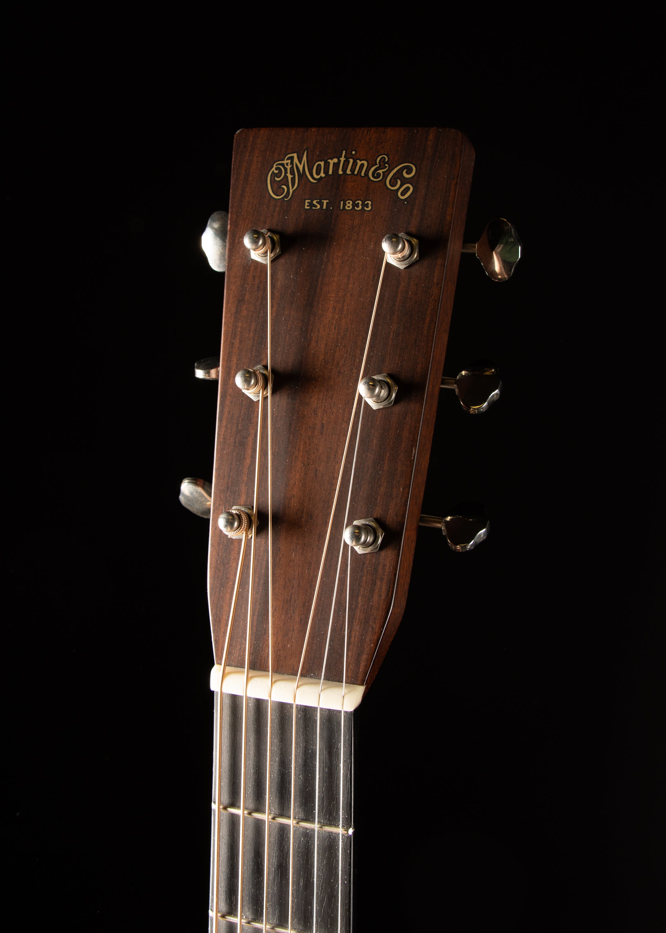 2018 Martin HD-28V Natural – Music City Vintage Guitars