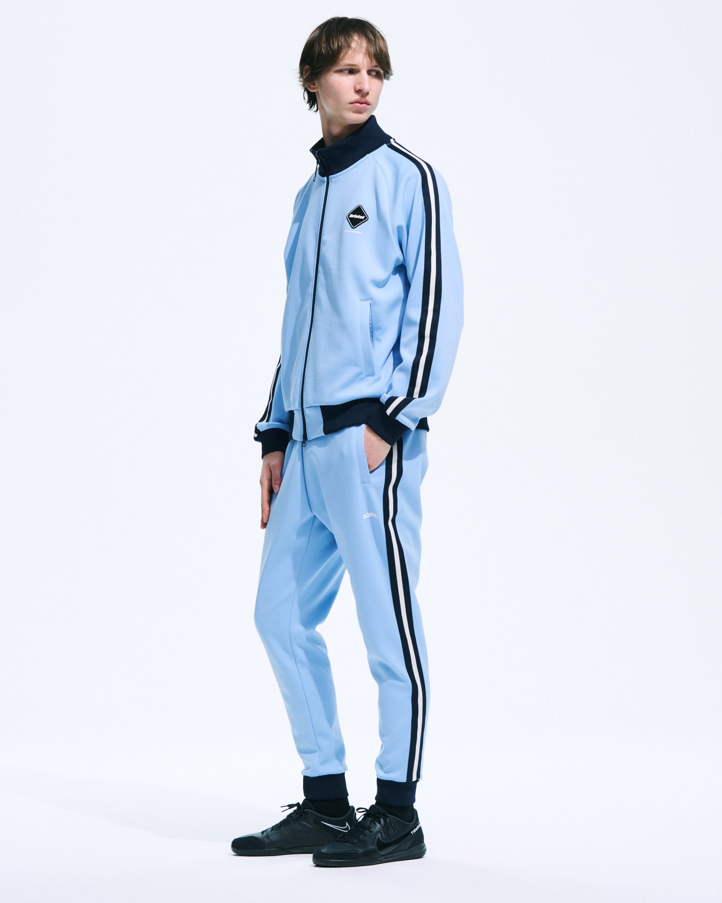 F. C. REAL BRISTOL (エフシーレアルブリストル）TRAINING TRACK