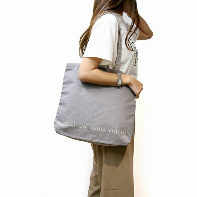 フォンダシオン ルイヴィトン FONDATION LOUIS VUITTON ルイヴィトン