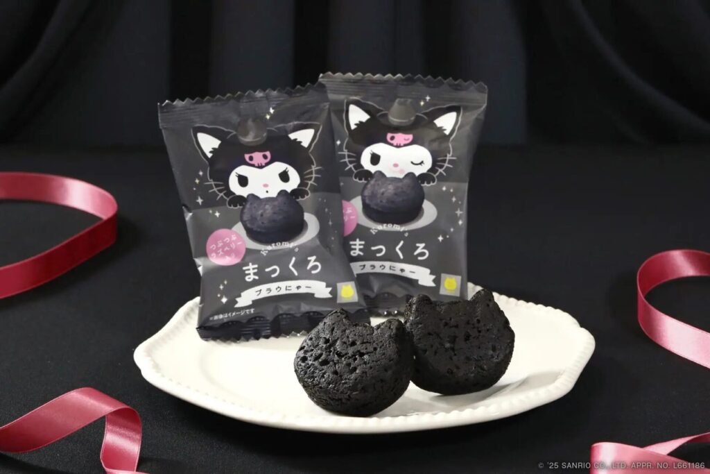 クロミちゃんが「ねこねこ食パン」に！今年20周年を迎えた「クロミ」と