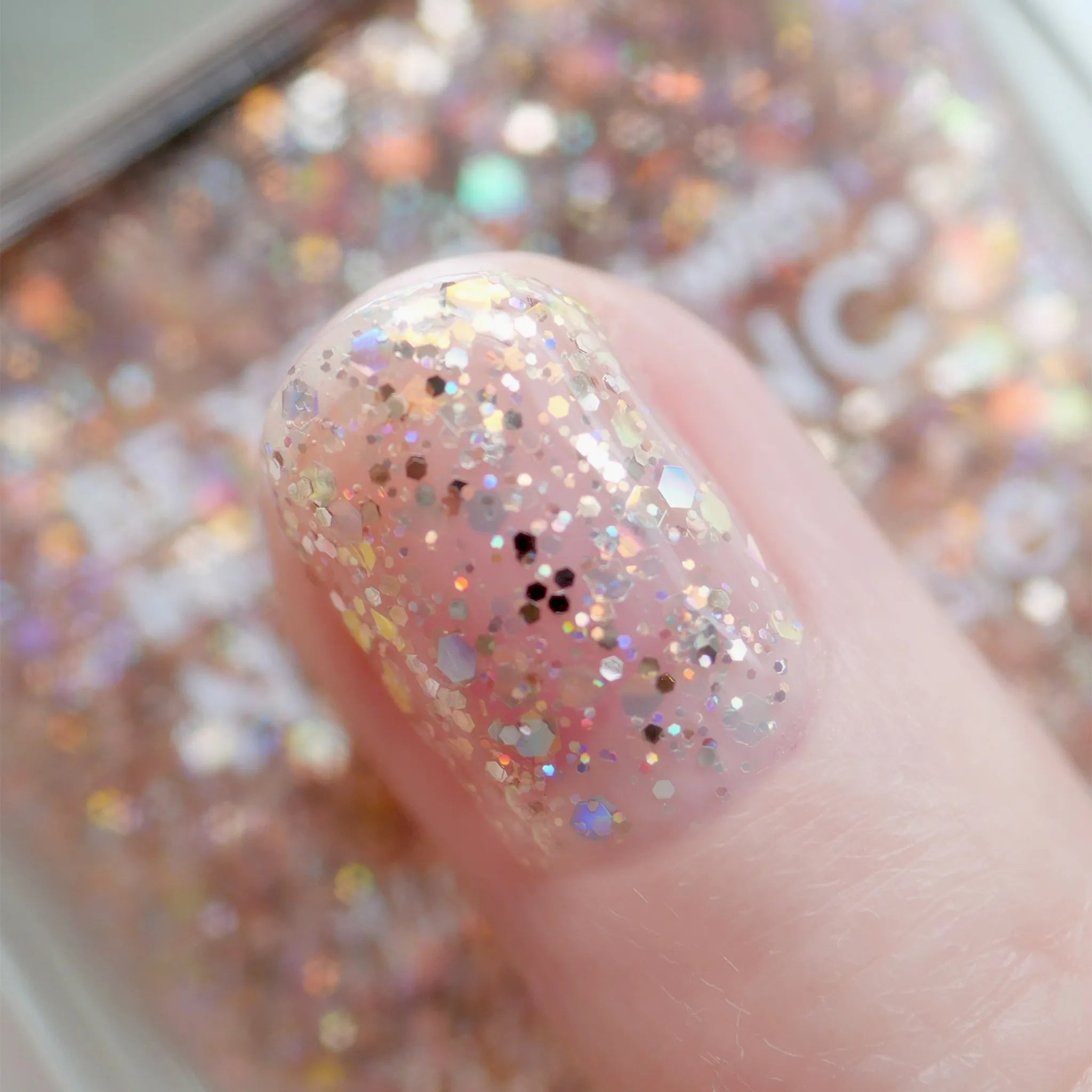 スーパー シークイン ピーチ ティー フィズ | NAILS INC （ネイルズ