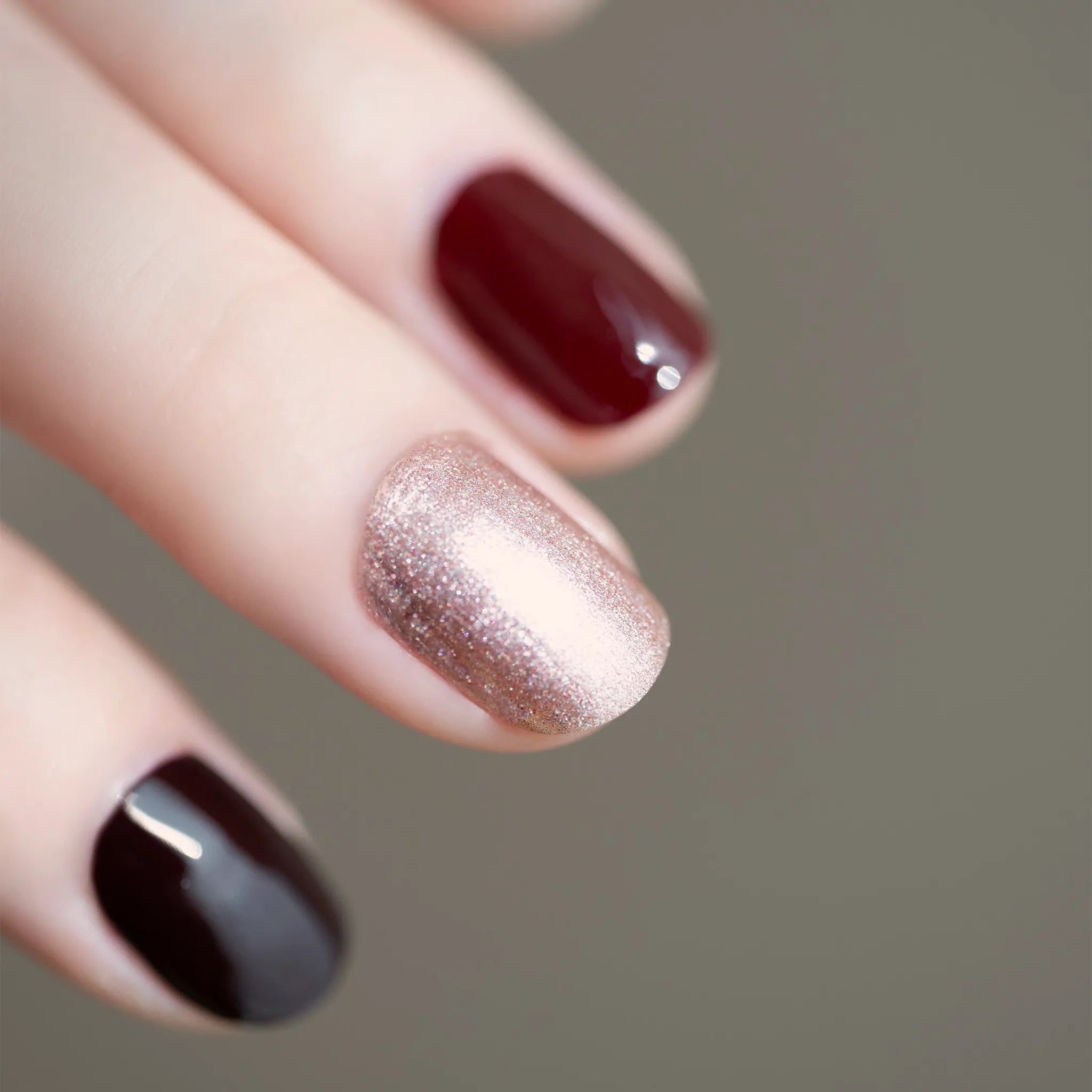 11月5日(水)数量限定発売｜なめらかな光沢で心地よく指先を彩る