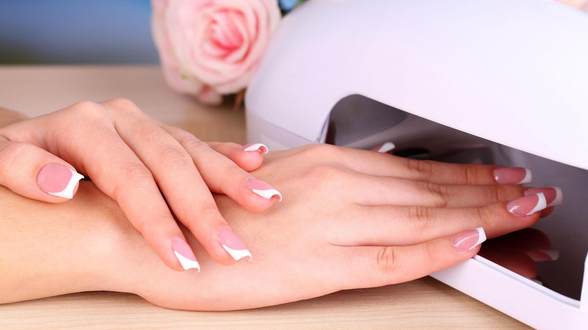 UV・LED対応のおすすめ《ジェルネイルライト》6選！選び方までしっかり