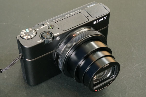 サイバーショット DSC-RX100M6 プチレビュー｜ハマスタで使ってみた 編