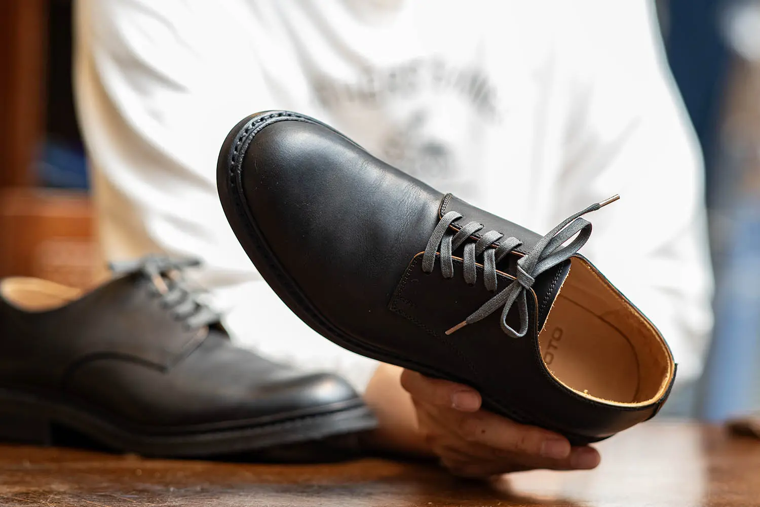 タフに履けるお勧めプレーントゥ】MOTO 2121 ブラック- Natoriya