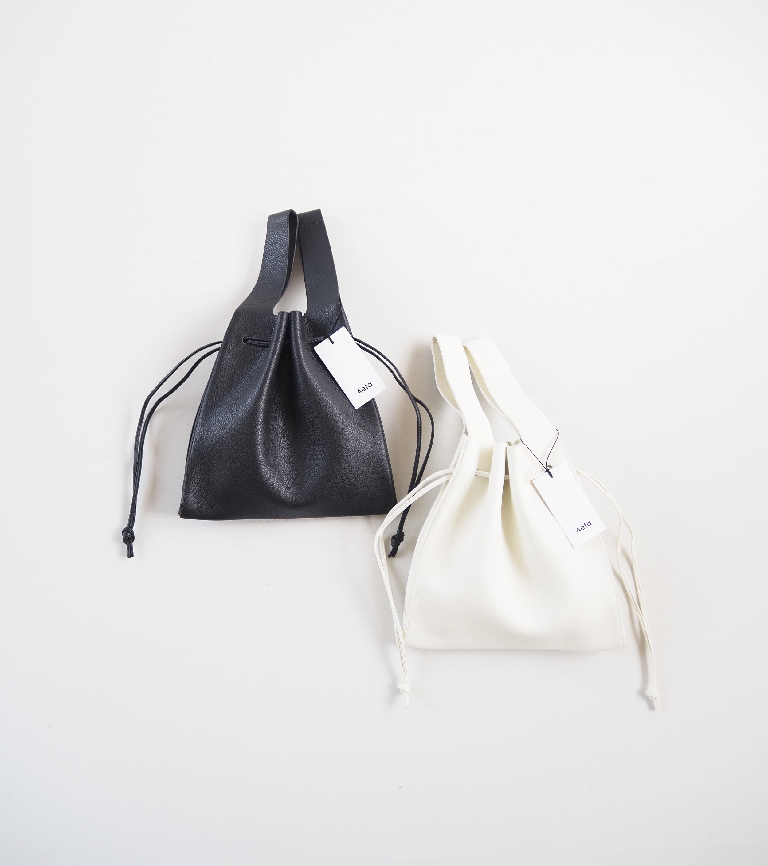 Aeta TOTE : S,Black – Navyblue