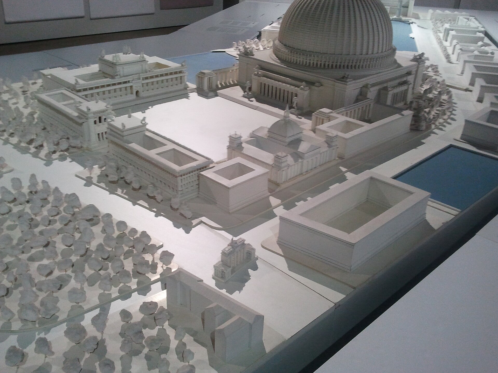 アルベルト・シュペーア：Berthold Konrad Hermann Albert Speer, 1905-19