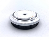 中古】オリンパス 15mm F8 ボディキャップレンズ BCL-1580 ホワイト