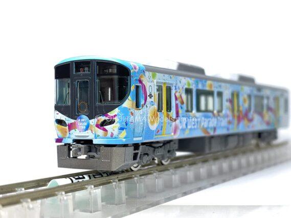 323系クモハ322形（JR WEST Parade Train）が入線しました。 TOMIX