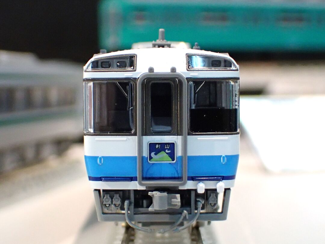 TOMIX キハ185系特急ディーゼルカー（剣山色）セット 品番：98125