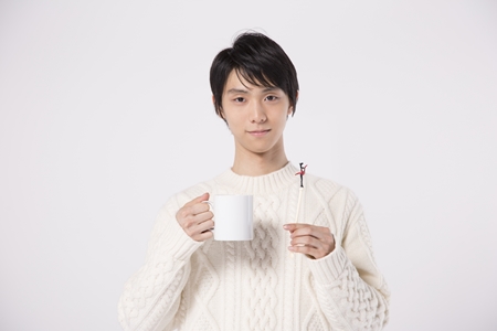 羽生結弦「結弦だけに、ユヅれない(笑)」“羽生選手マドラー”を自ら監修