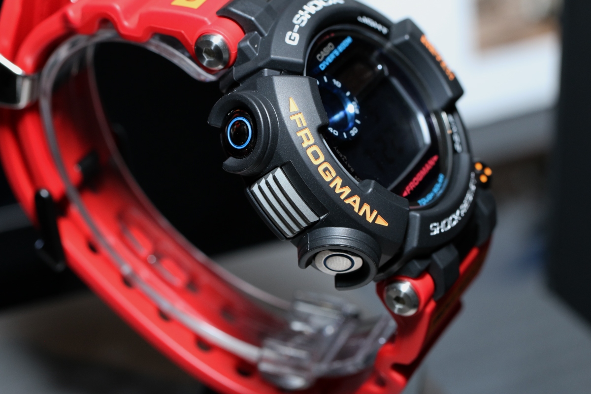 G-SHOCK、南極調査ROVに使われた「FROGMAN」のコラボモデル | マイナビ