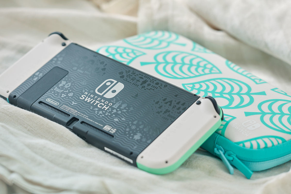 任天堂Switchに「あつまれ どうぶつの森セット」、特別デザインで3月