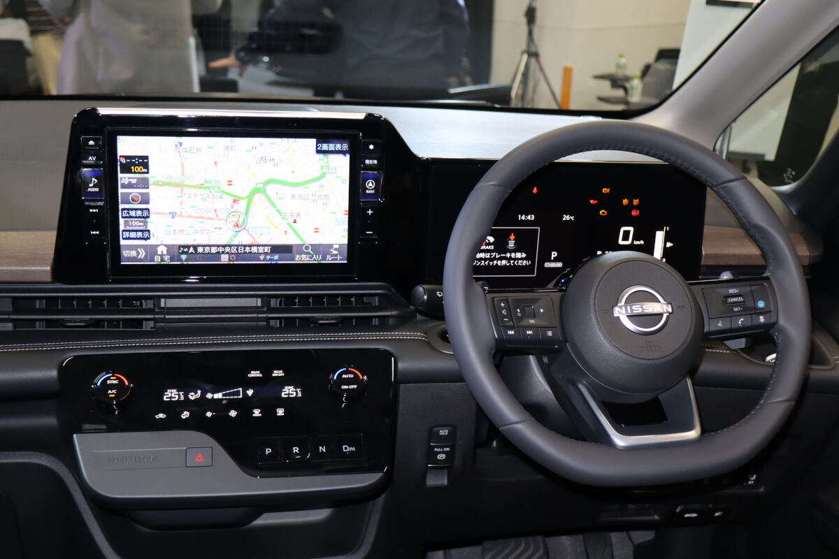 子育て世代にDVDは必須? 日産「セレナ」専用ナビのこだわりとは | マイ