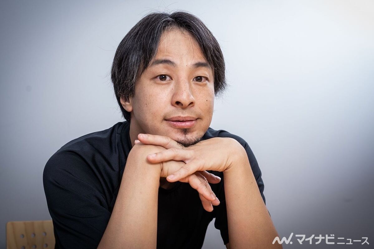 ひろゆき氏、困り知らずの人生 子供時代もいつもニヤニヤ「昔から