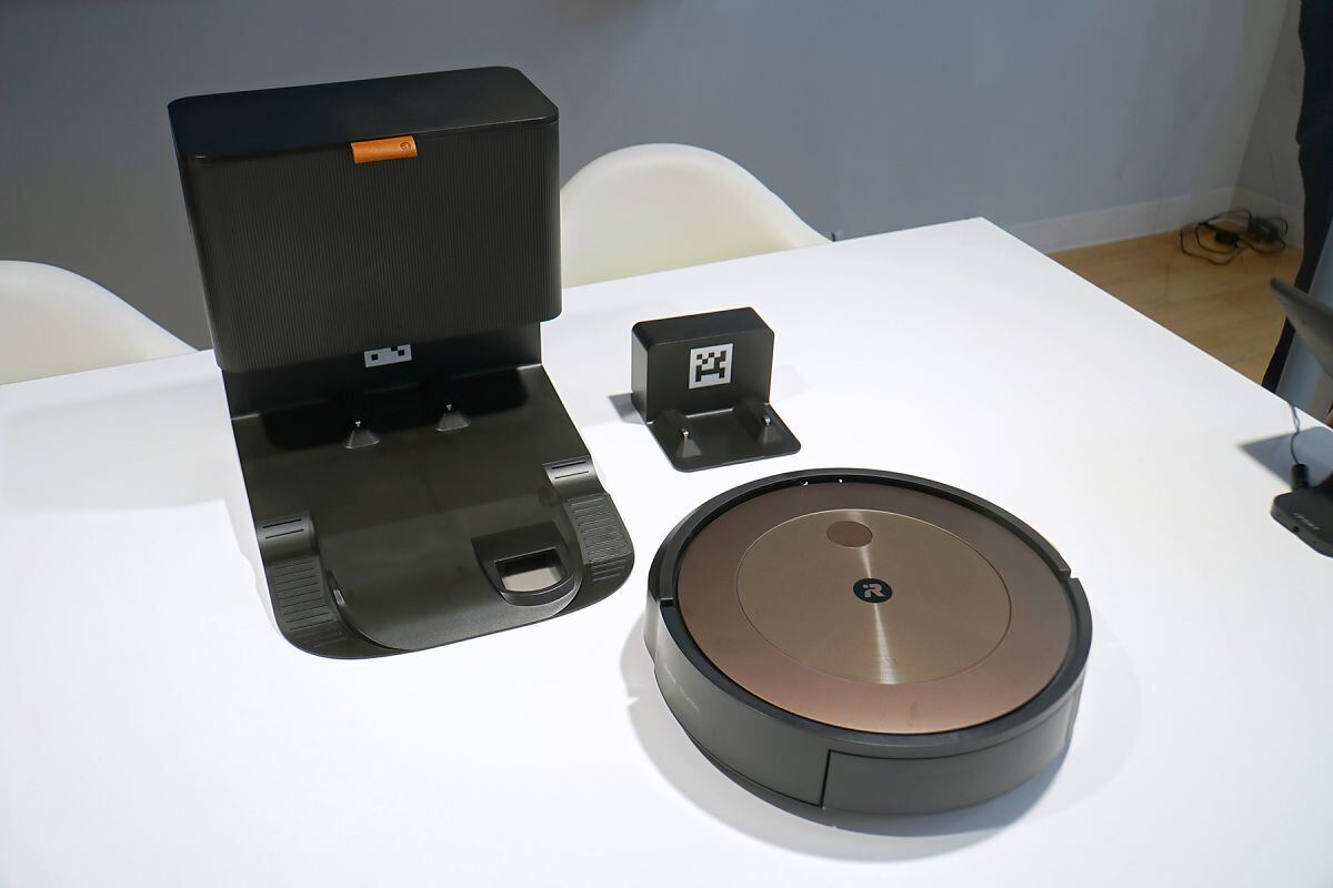 水拭きルンバの新シリーズ「j9」登場、水の補充は1カ月不要で吸引力も2