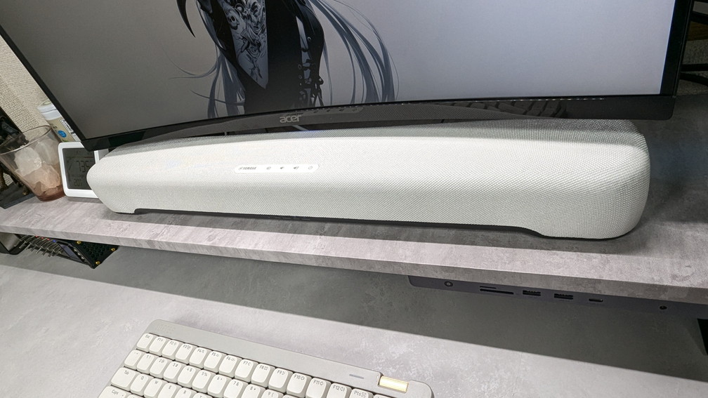 コンパクトながら迫力満点なサウンドバー|YAMAHA SR-C20A レビュー