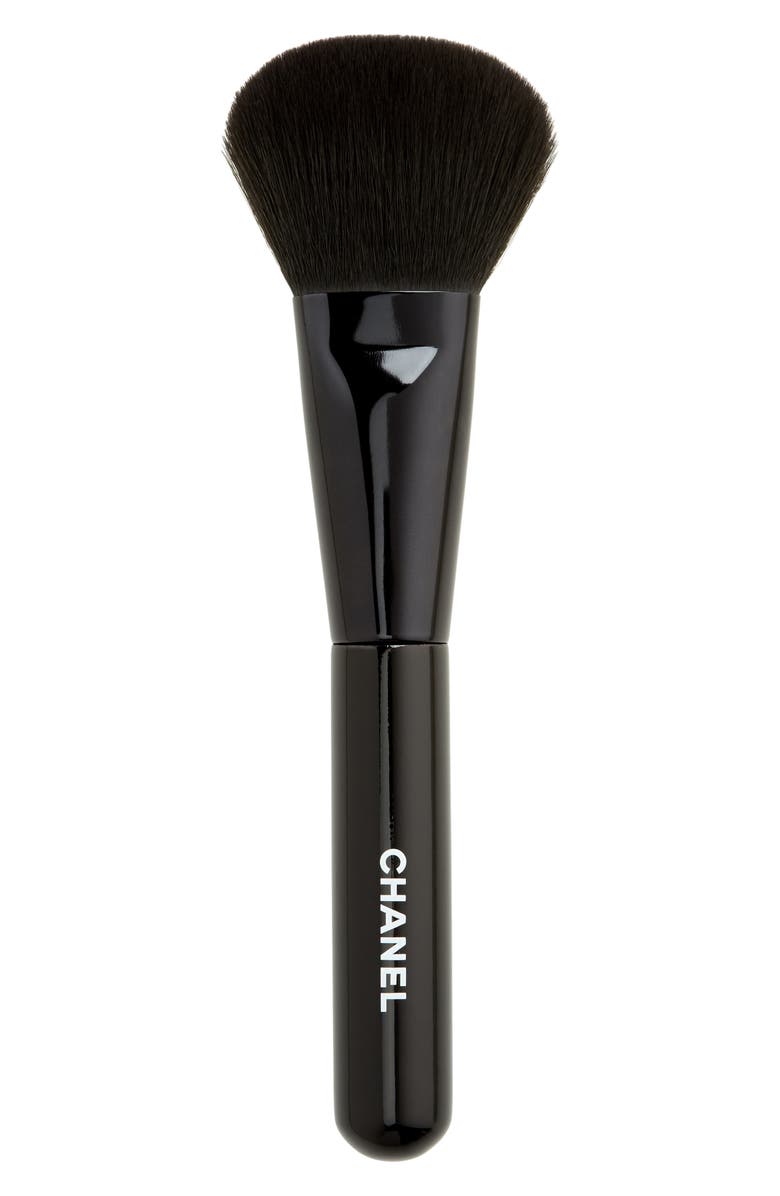 CHANEL LES PINCEAUX DE CHANEL Blush Brush N°110 | Nordstrom