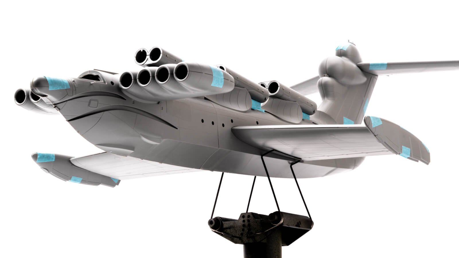 ありえない速度で、取り返しのつかない怪物が生まれるプラモデル