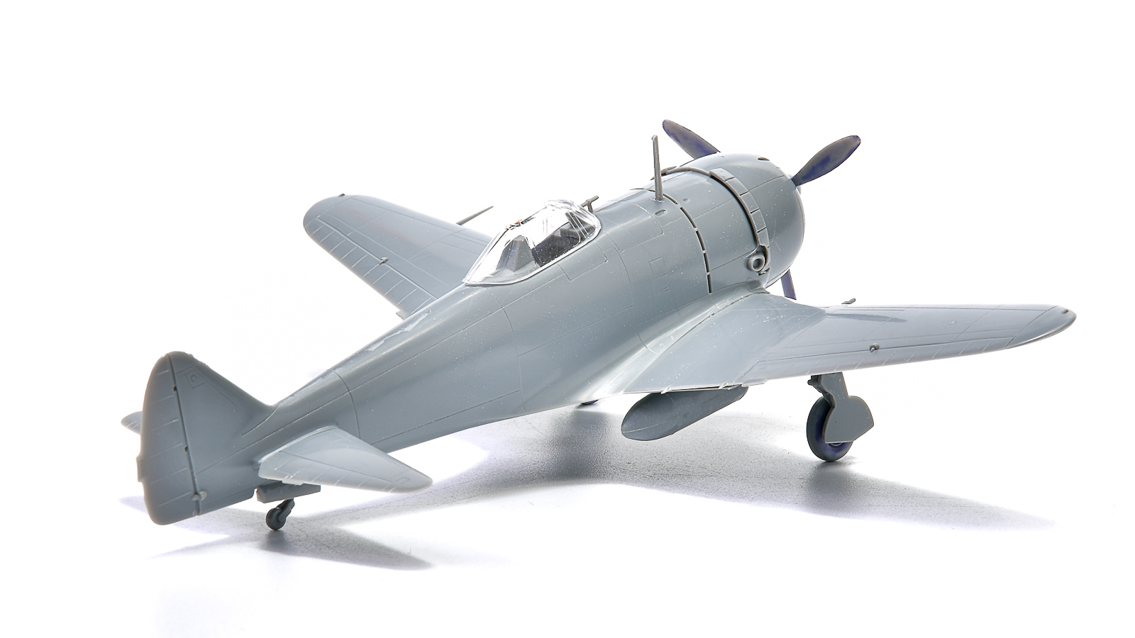 花金だ！仕事帰りに買うプラモ。日本陸軍の飛行機を作ってみよう