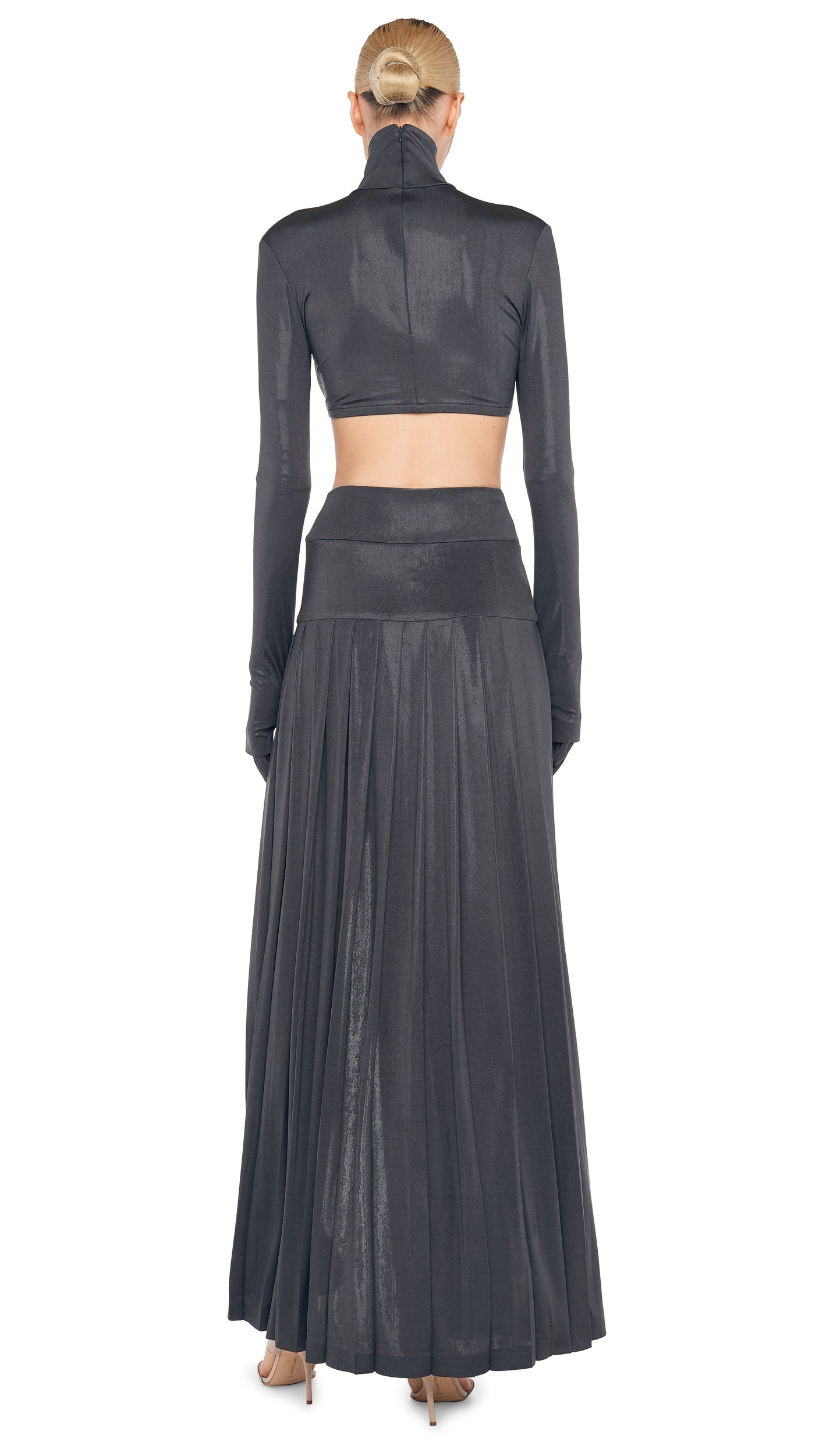 CROPPED LONG SLEEVE TURTLE TOP – Charcoal – Norma Kamali