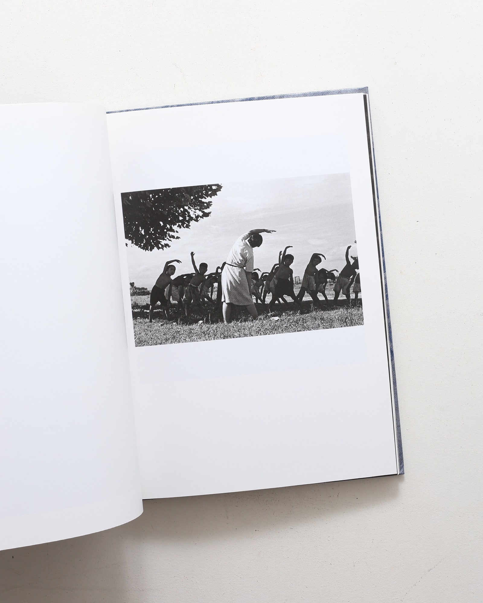 Shoji Ueda | 植田正治 | Chose Commune | nostos books ノストスブックス