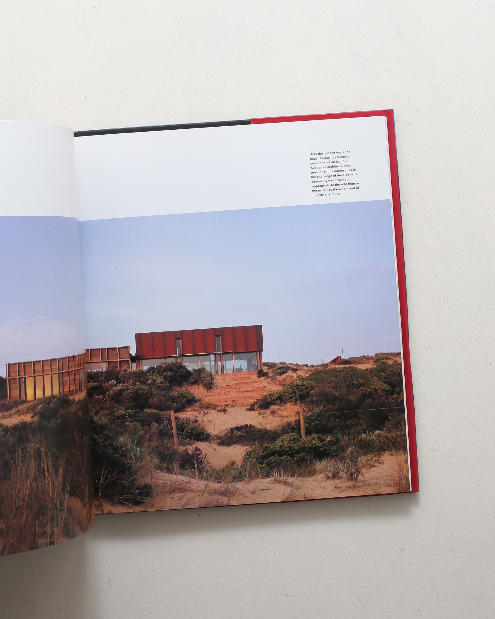 Modern House | John Welsh | nostos books ノストスブックス