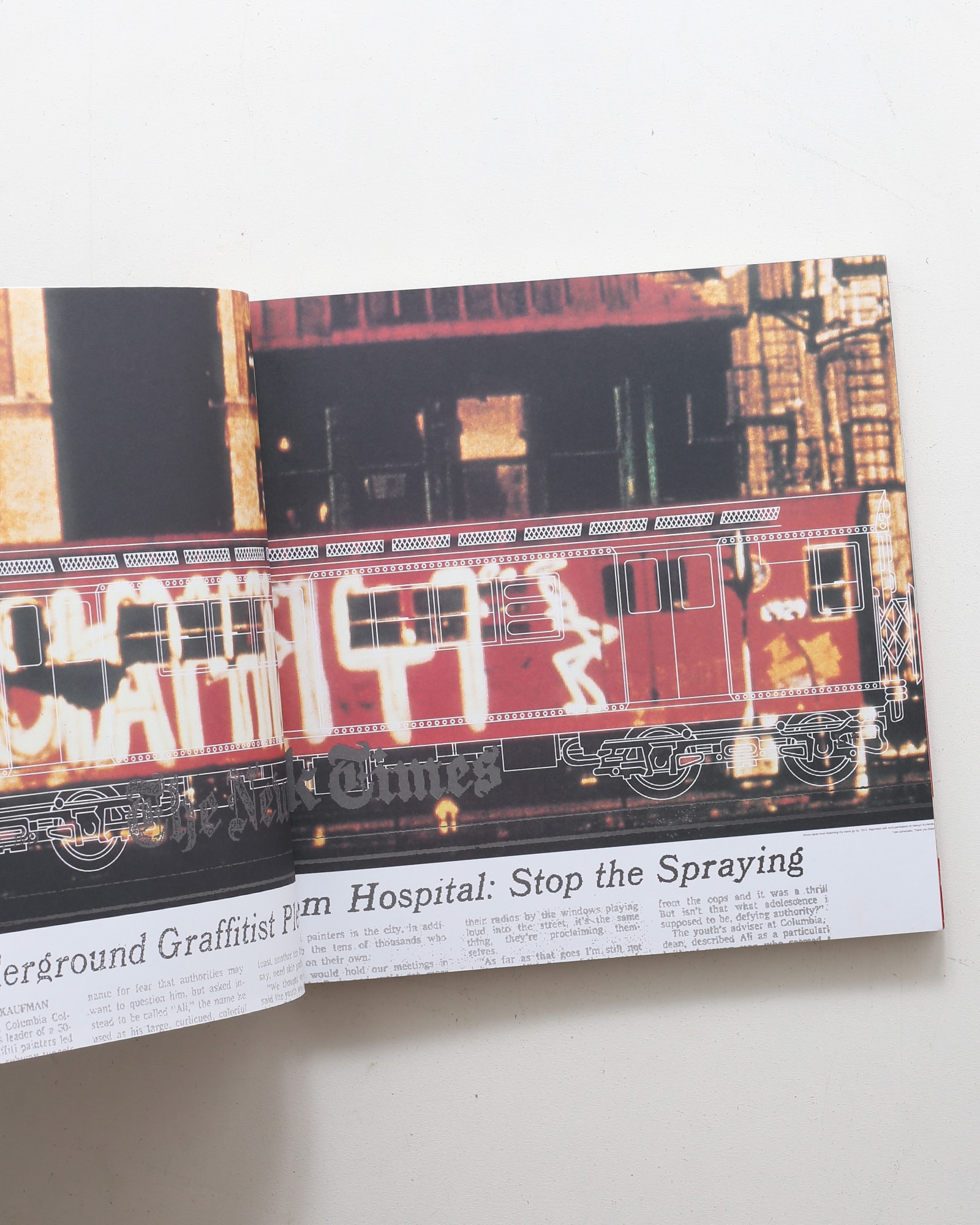 Futura | nostos books ノストスブックス