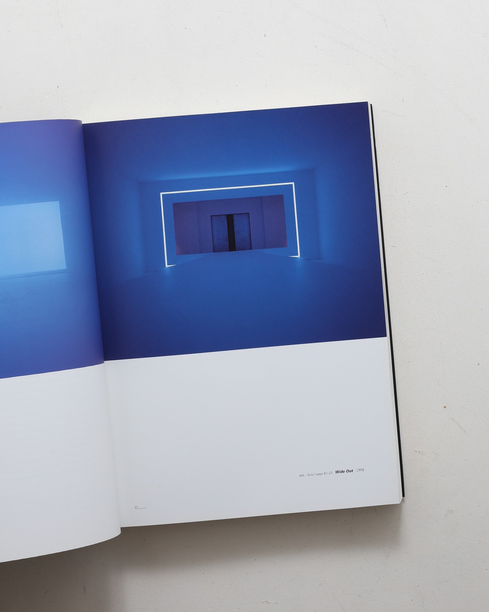 James Turrell: The Other Horizon | nostos books ノストスブックス