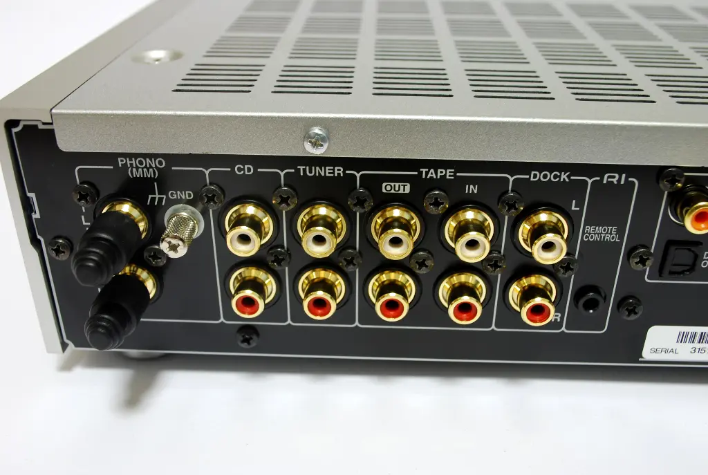 ONKYO フラッグシップ プリメインアンプ A-7VL レビュー | Nostra Vita