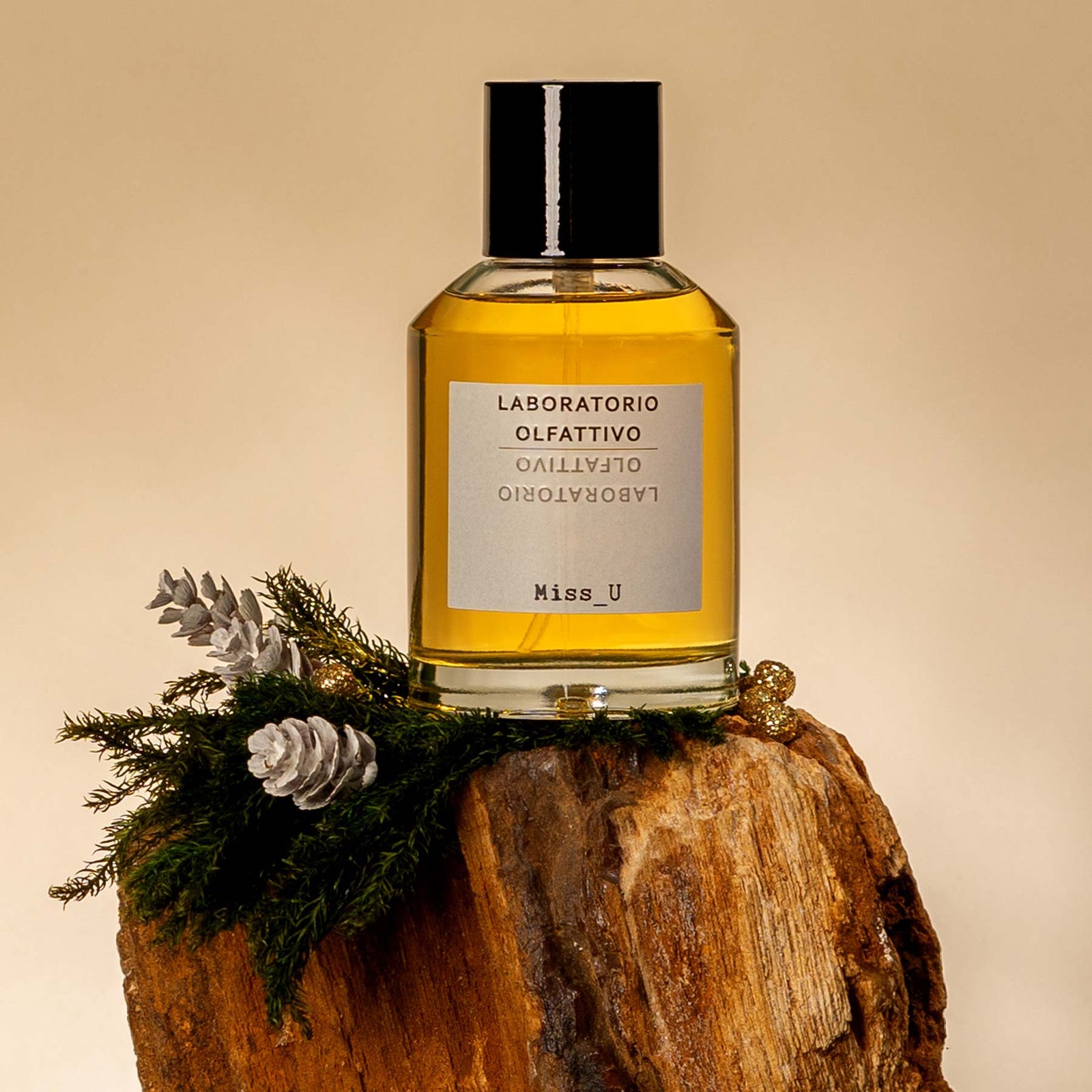 ☆新品未使用☆ Kylie Cosmetics香水50ml 箱無し(日本未発売) ☆新品未