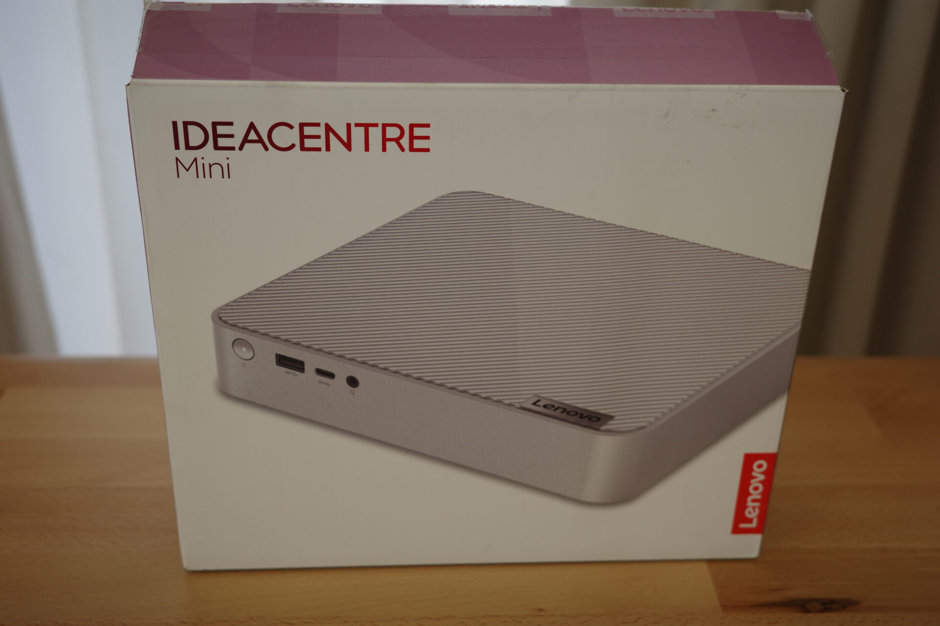 Lenovo IdeaCentre Mini Gen 8をレビュー｜ミニPCとモバイルモニターで