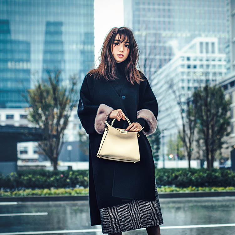 フェンディ】の〝ピーカブーエッセンシャリー〟｜Oggi的名品File | Oggi.jp