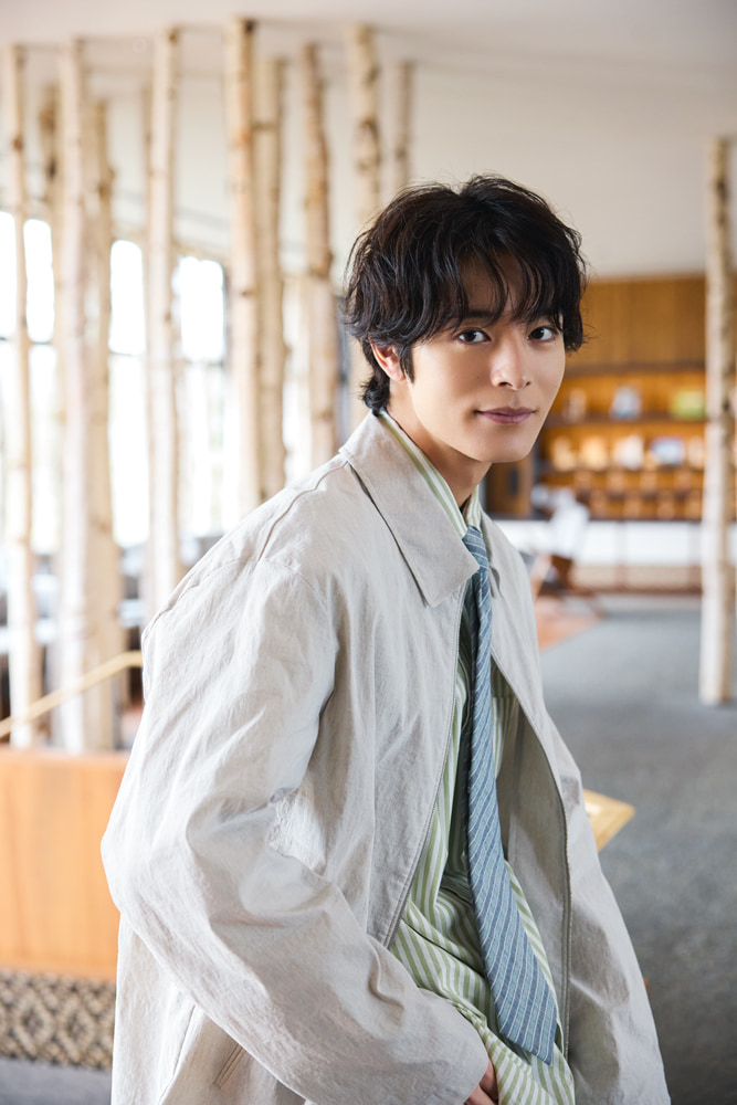 塩野瑛久連載『あきじかん』「小学校の同窓会で20年ぶりに会った同級生