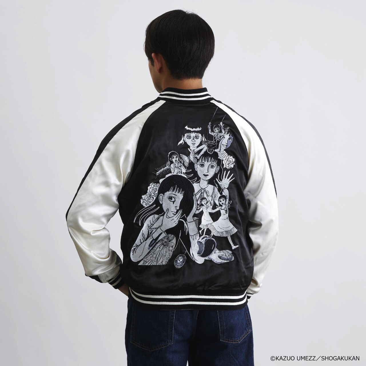 洗礼』50周年記念リバーシブルスカジャン」 [画像ギャラリー 4/15