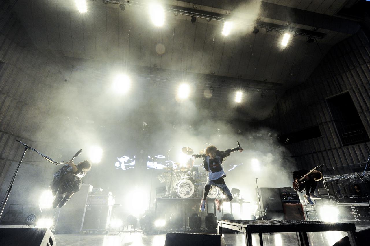 DIV、初野音で活動に終止符「最高の4年半でした」 - 音楽ナタリー