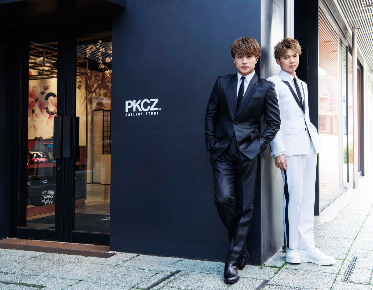 左から白濱亜嵐、佐藤大樹。 [画像ギャラリー 2/2] - 音楽ナタリー