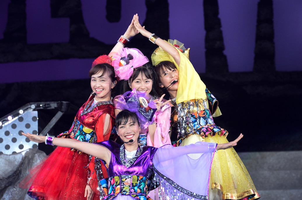 ももクロ、10年の活動で得た頼もしい仲間と作り上げた「ももクロマニア