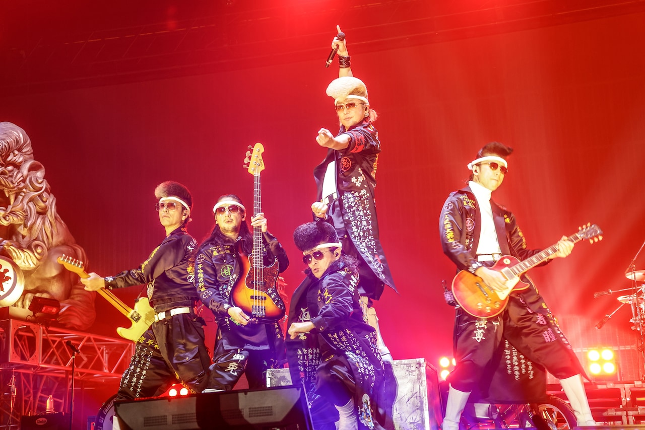 ゴールデンボンバー鬼龍院翔、7年ぶり有観客ソロライブ「ひとりよがり