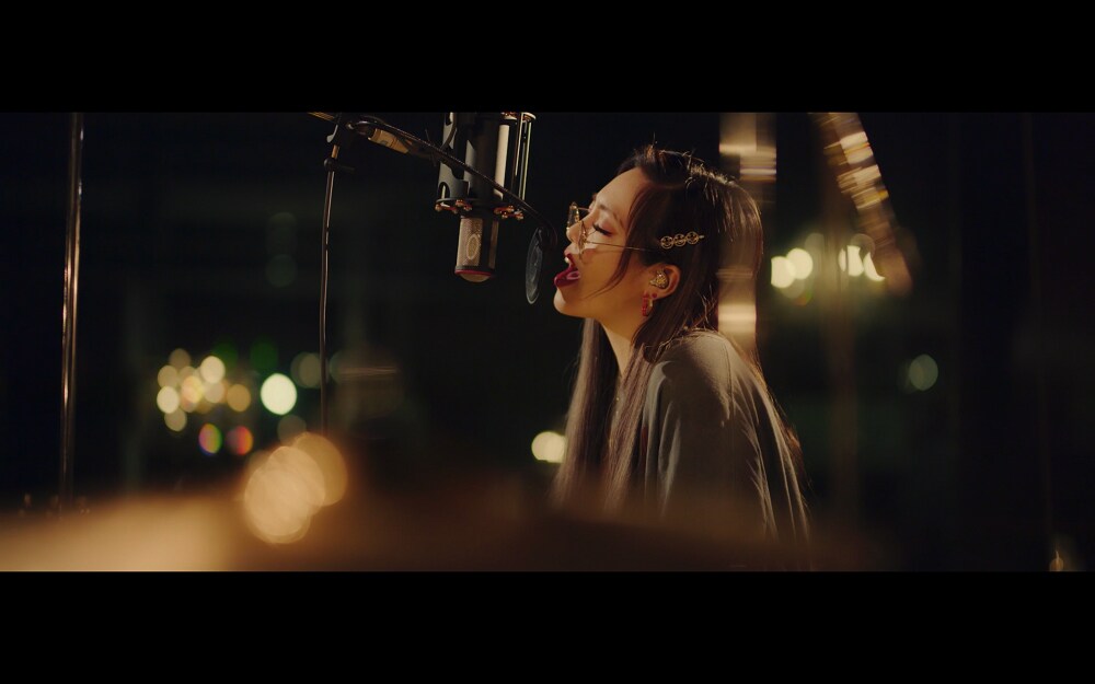 ちゃんみな「Never Grow Up」アコースティックVer.のスタジオ