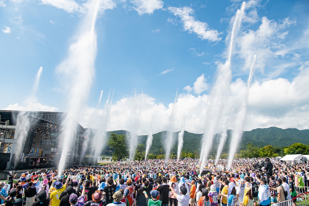 エビ中の夏が来る！「ファミえん」山中湖で開催決定 - 音楽ナタリー