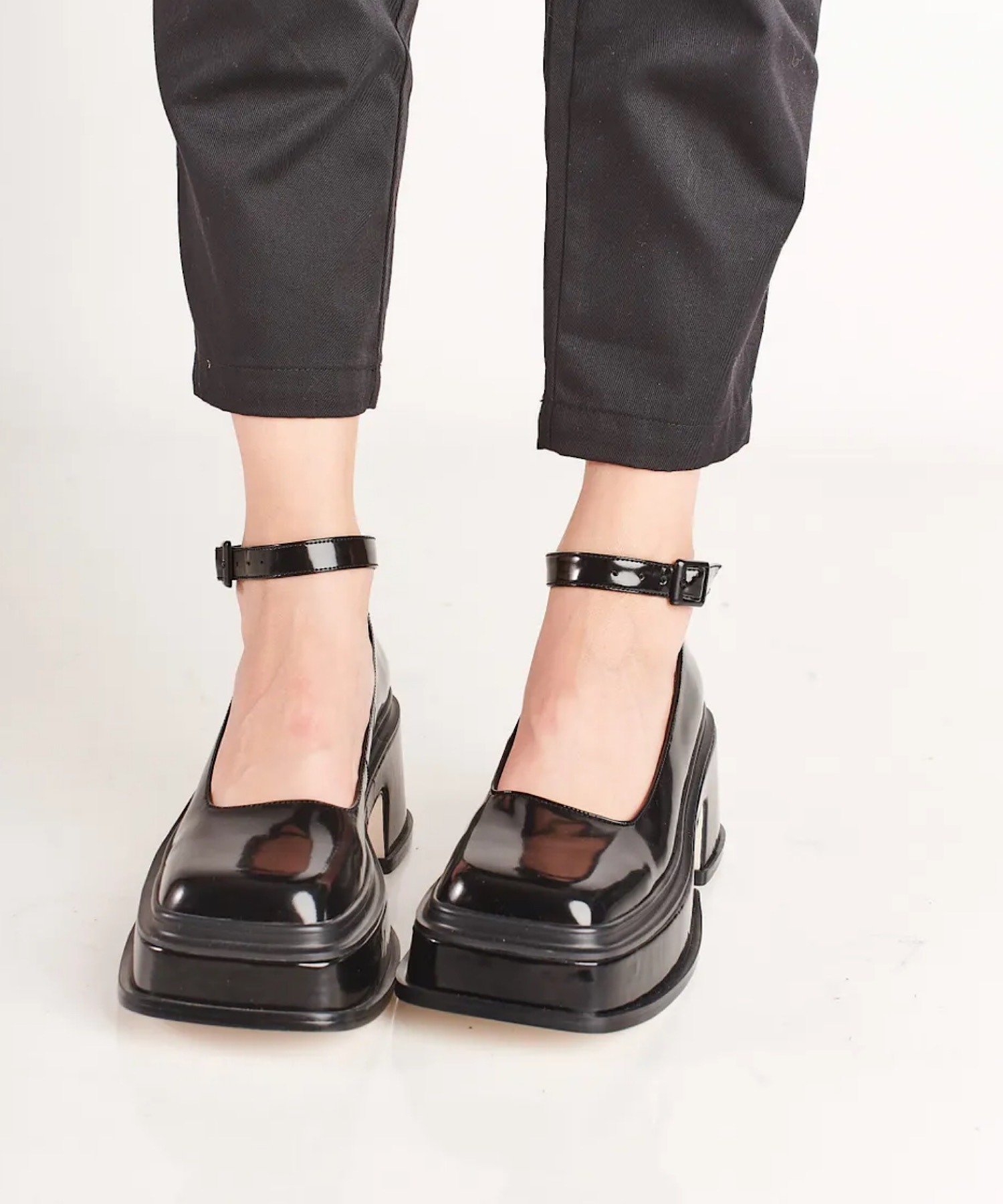 厚底ワンストラップパンプス Jeffrey Campbell│Jeffrey Campbell