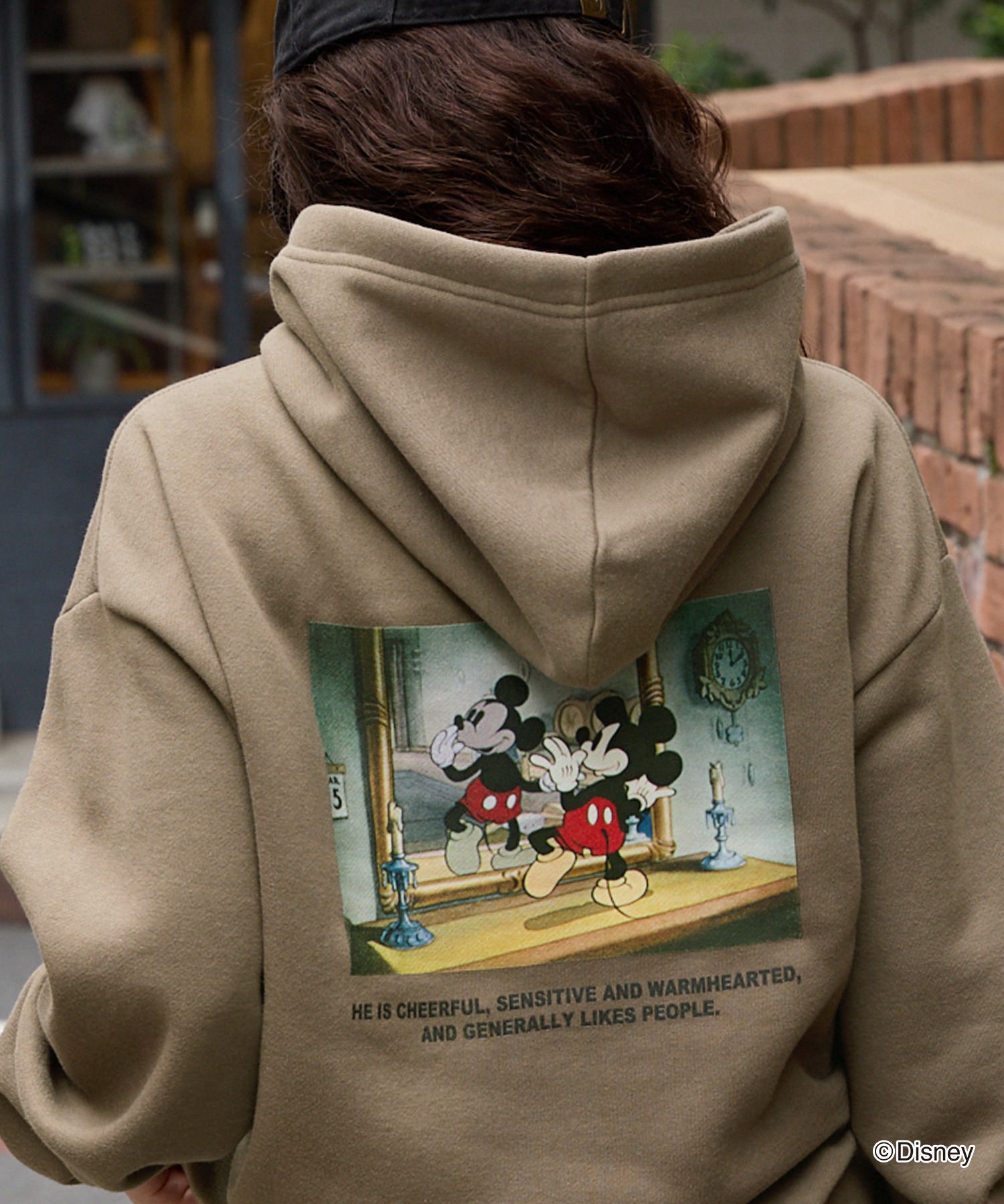 Disney】別注 ミッキーマウス オールドグラフィックバックプリント