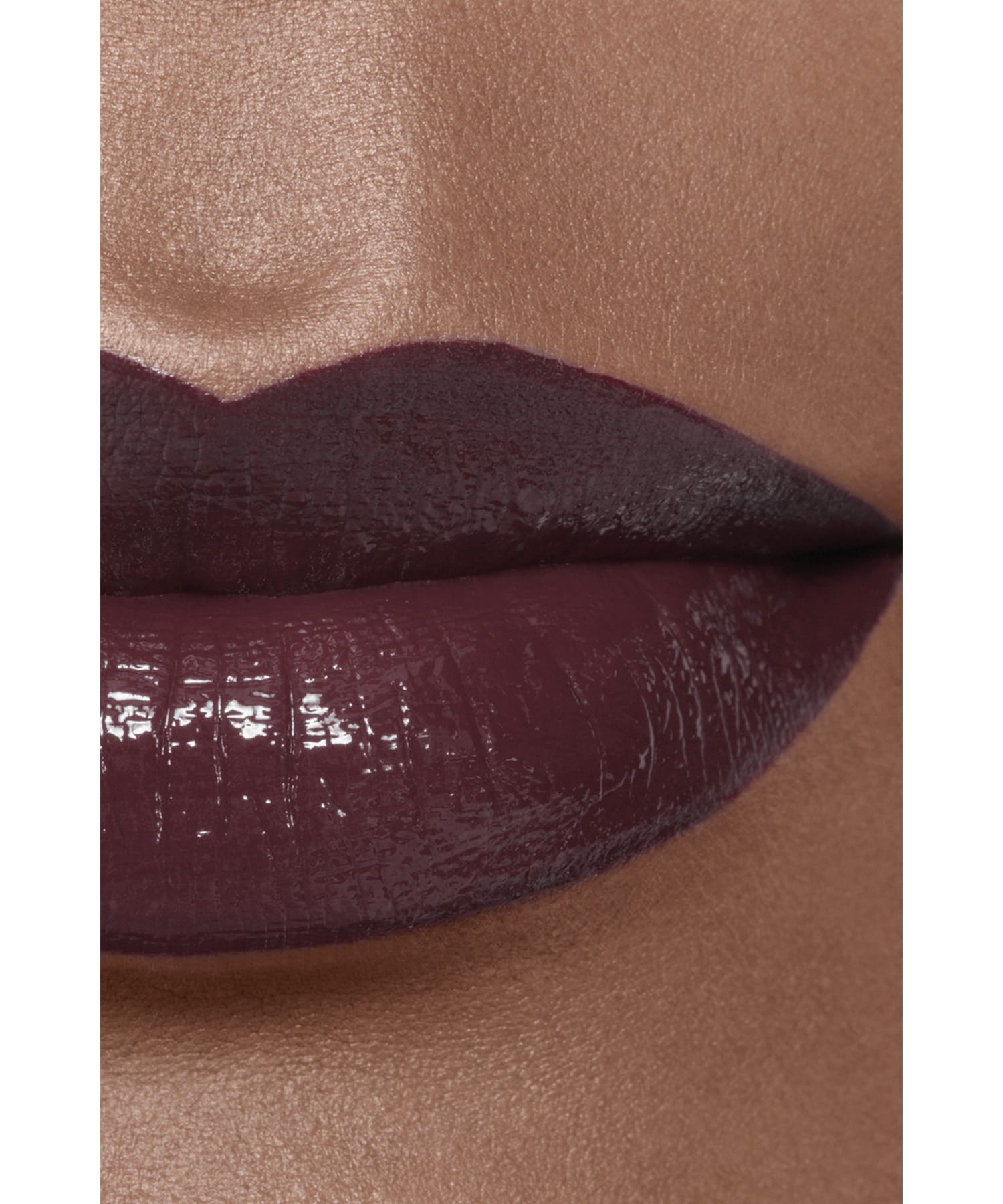 ルージュ アリュール ラック リクィッド リップカラー（つややかな