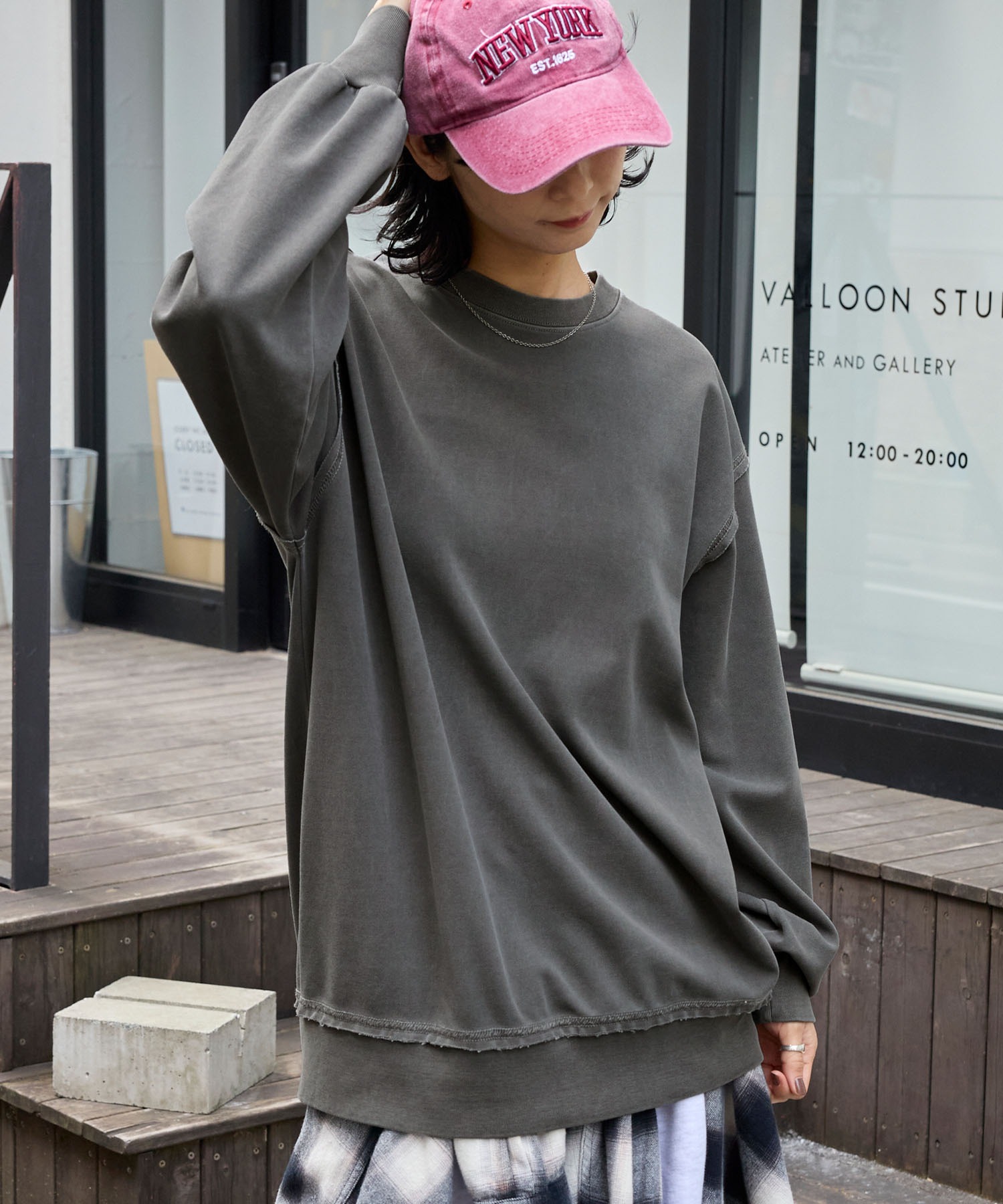 ヴィンテージ加工 ビッグシルエットダンボールクルーネックライト