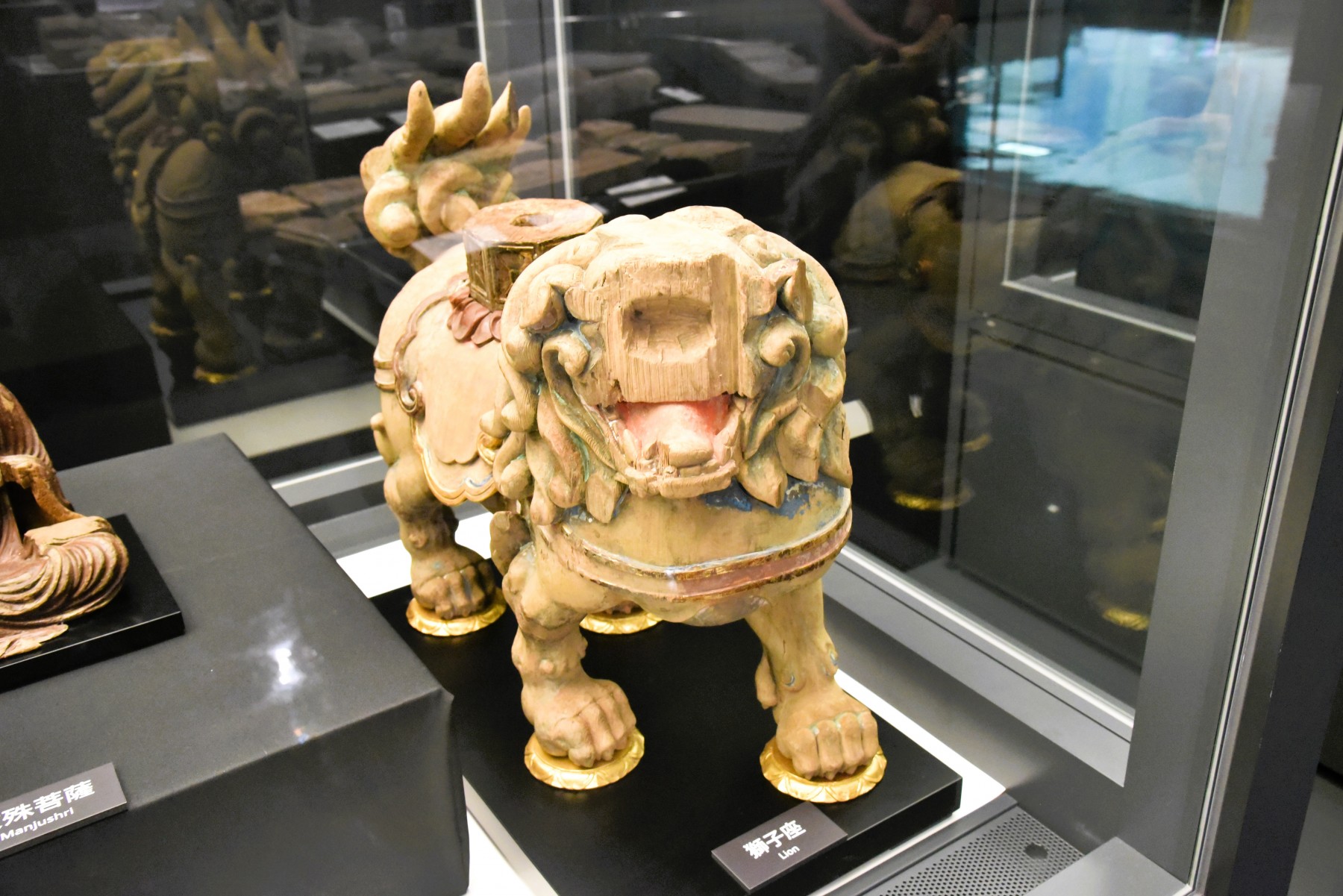 沖縄戦後80年「戦災文化財」展 失われた沖縄の文化財と取り戻した軌跡