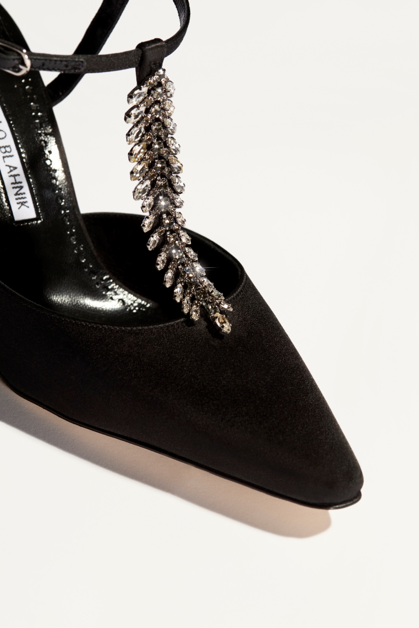 マノロ ブラニクの新作コレクション | セレブリティーライフスタイル