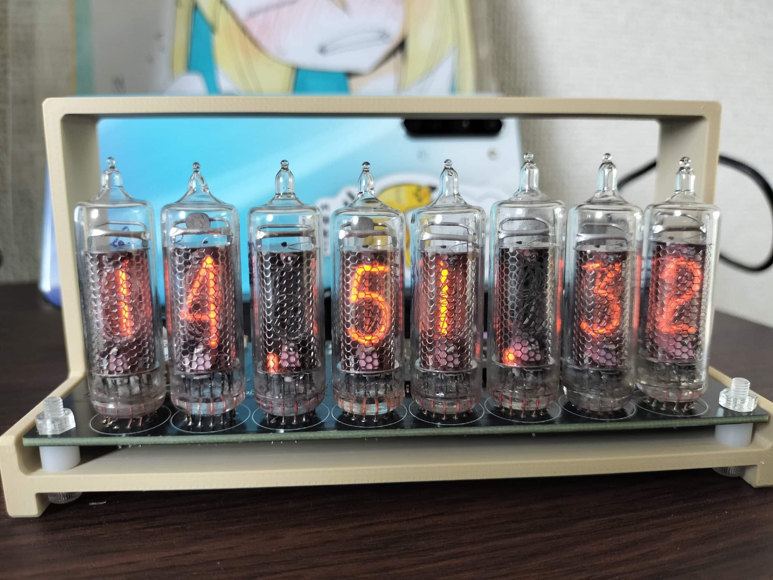 IN-16を使った8桁表示のニキシー管時計を組み立てた。大変だった