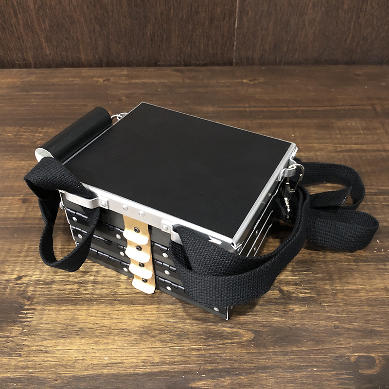 Richardson Chest Fly Box 4tray Mat Black Finish Mint リチャード