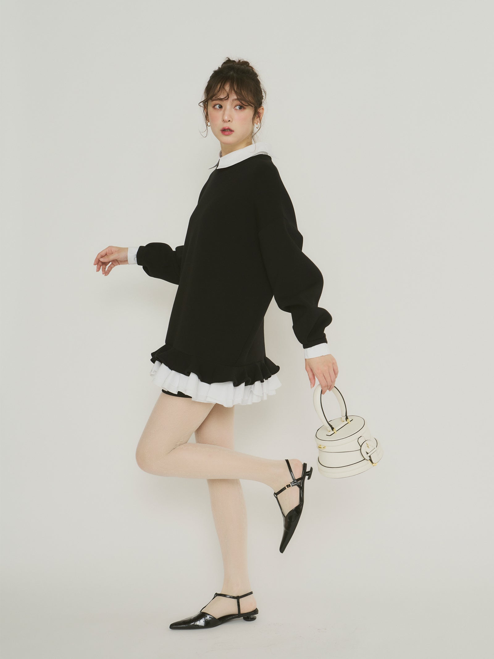 フリルレイヤードダンボールスウェット